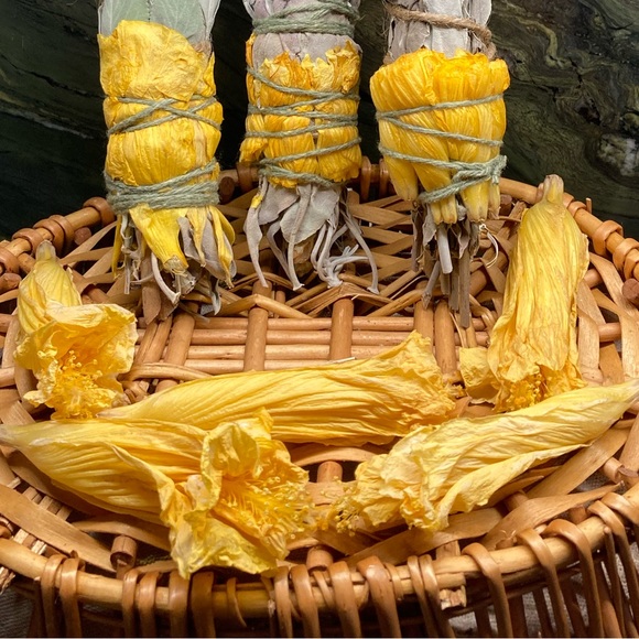 Harvest Sunshine Gift Set White Sage with Yellow Hibiscus Organic Hand C… - Picture 3 of 10